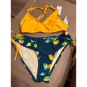 NEW Cupshe Yellow Lemon Print Bikini Set Strappy Back Side Tie Size Small Resort